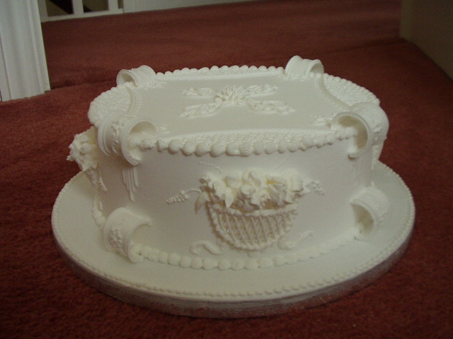 ideas for royal wedding cupcakes. Royal Wedding Cakes from